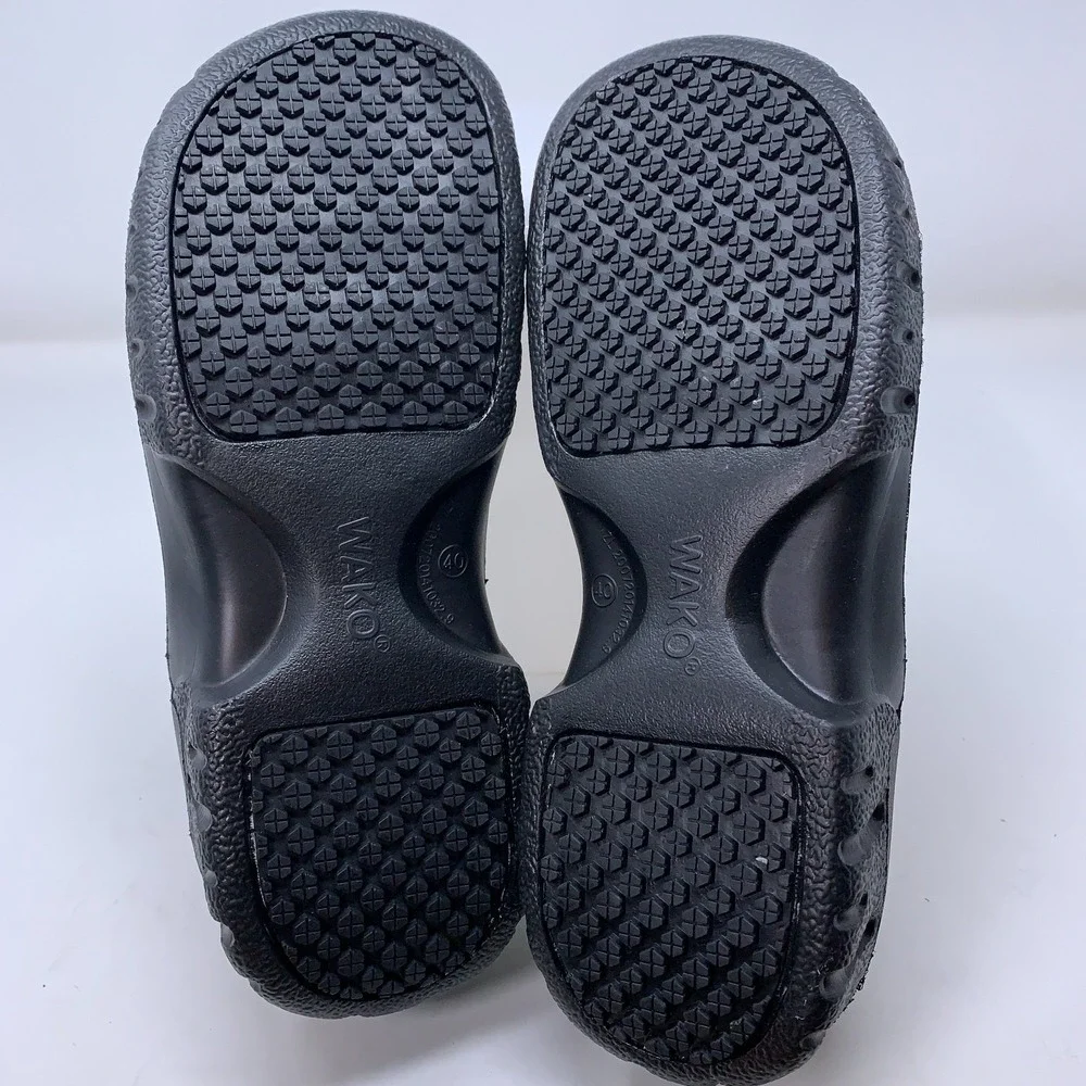 Wako Mens Size 40 Black Waterproof Non-Slip Safety Work Clogs Chef Shoes NWOB